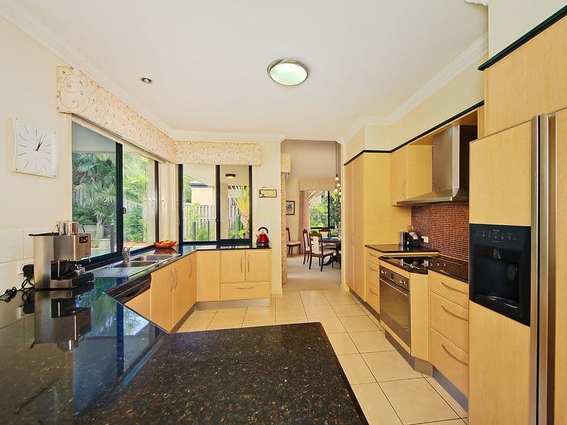 32 Hillridge Crescent, VARSITY LAKES QLD 4227, Varsity Lakes - Thumbnail 7