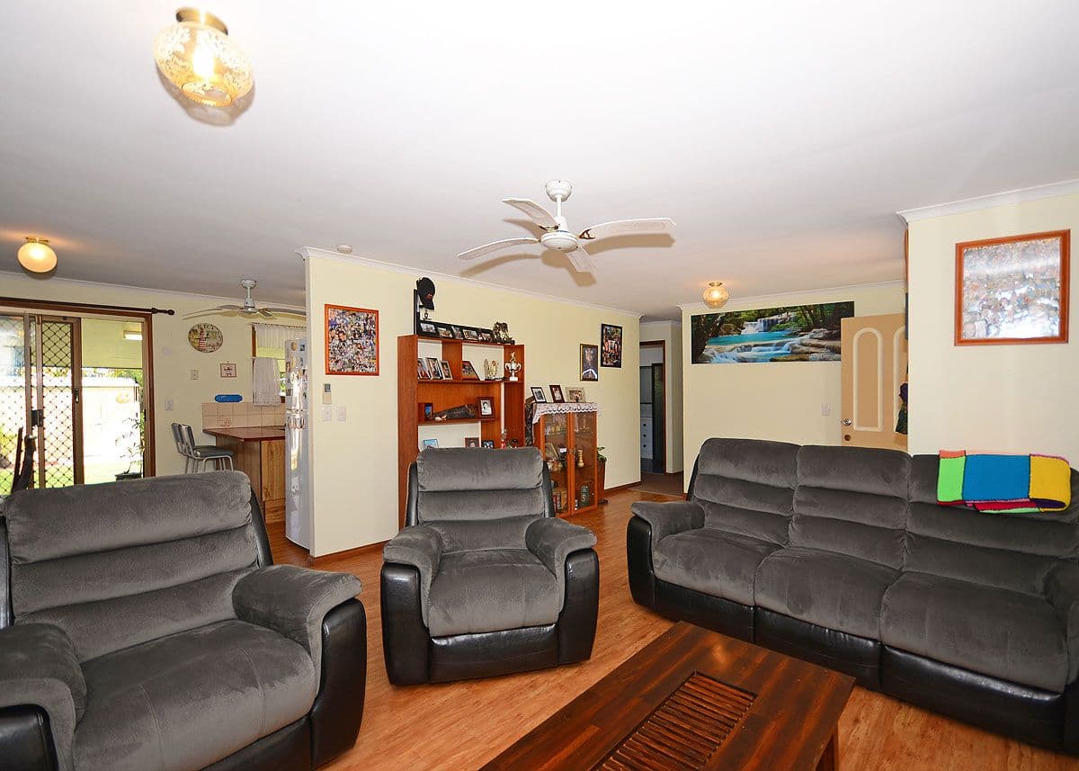 25 Kuruman Street, SCARNESS QLD 4655, Scarness - Thumbnail 3