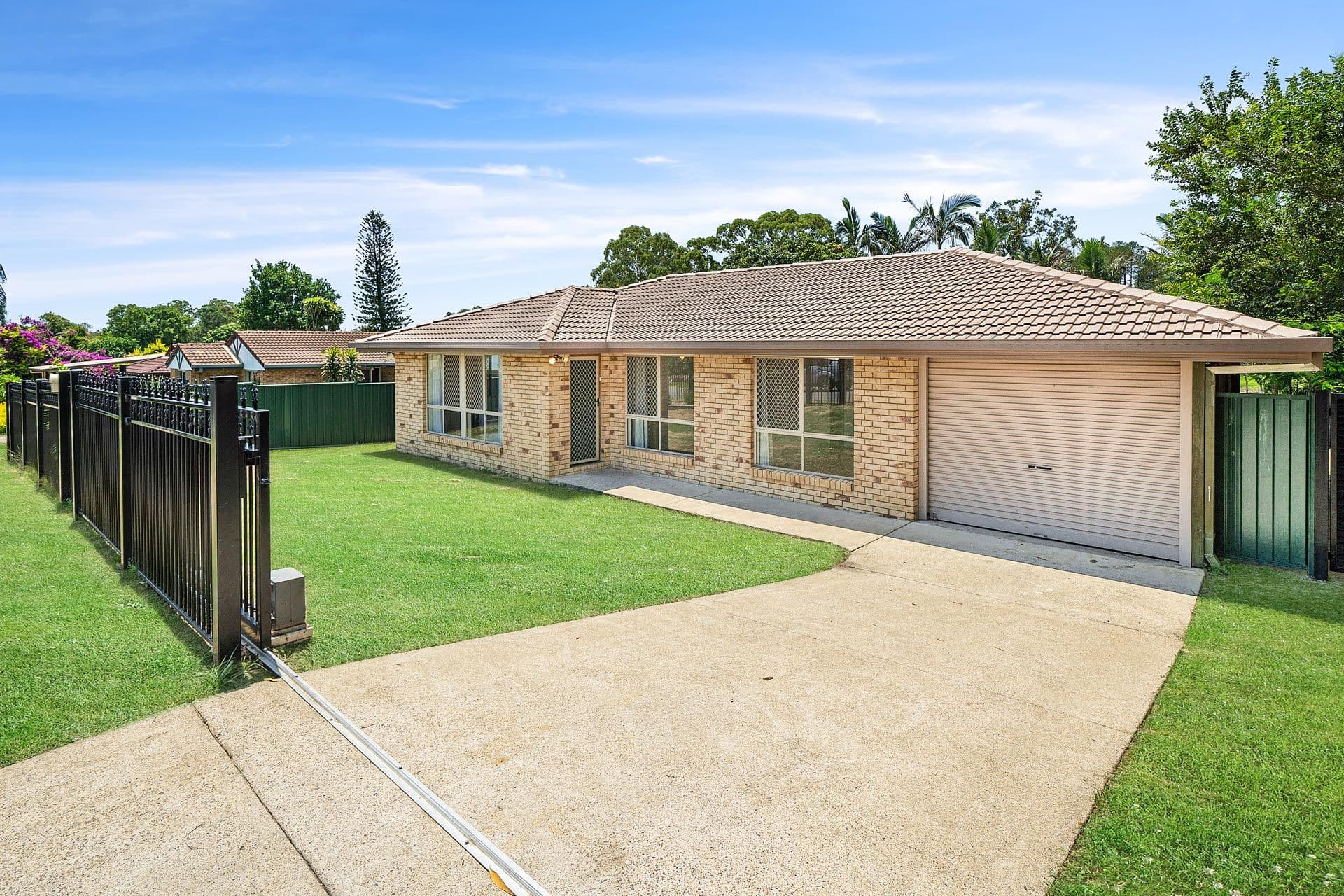 14 Warroo Place, Durack QLD 4077, Durack - Thumbnail 2