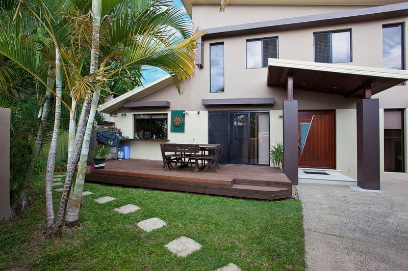 72 Banksia Broadway, BURLEIGH WATERS QLD 4220, Burleigh Waters - Thumbnail 2