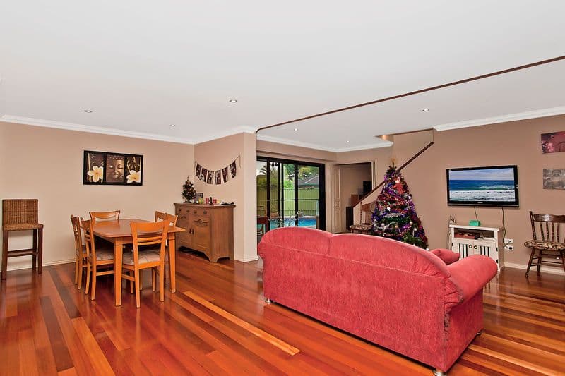 72 Banksia Broadway, BURLEIGH WATERS QLD 4220, Burleigh Waters - Thumbnail 5