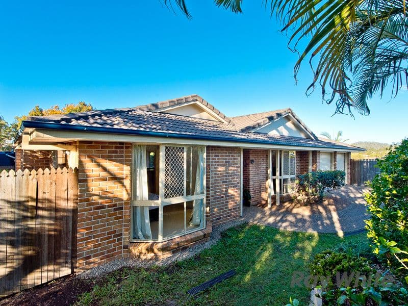 17 Dornoch Crescent, Ferny Grove QLD 4055, Ferny Grove - Thumbnail 2