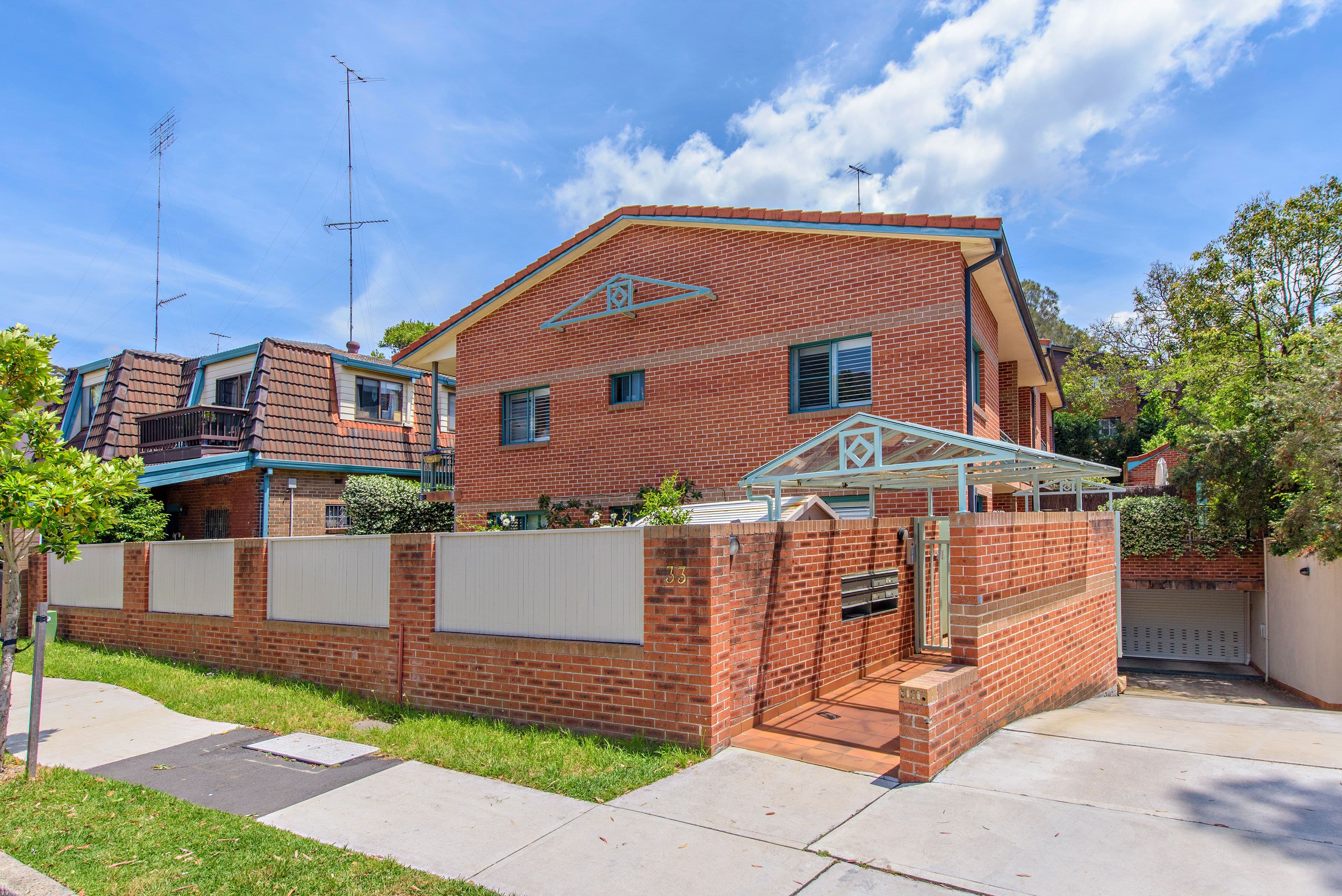 33-35 Simpson Street, Bondi Beach NSW 2026, Bondi Beach - Thumbnail 3