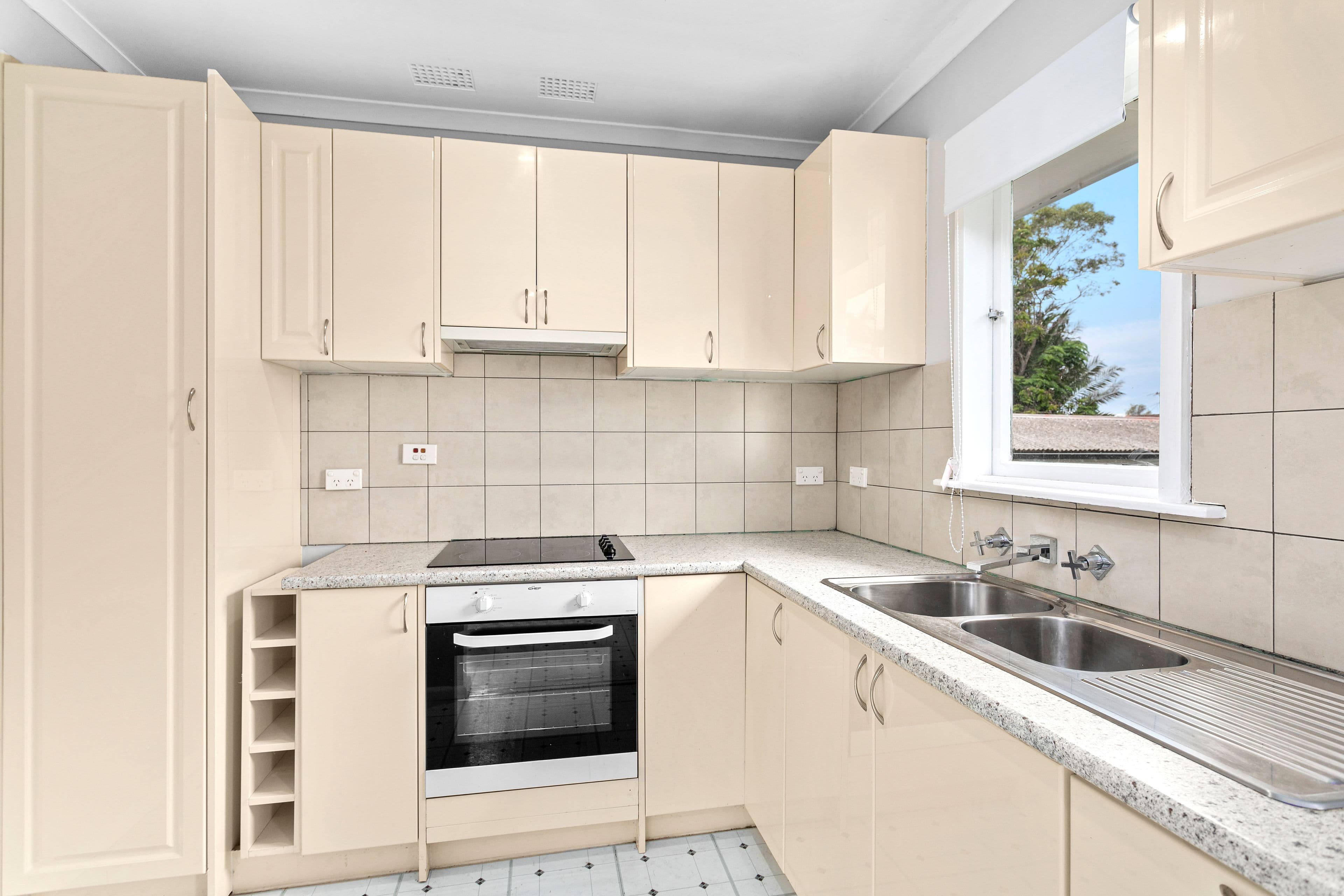 15 Morgan Avenue, Mount Warrigal NSW 2528, Mount Warrigal - Thumbnail 2