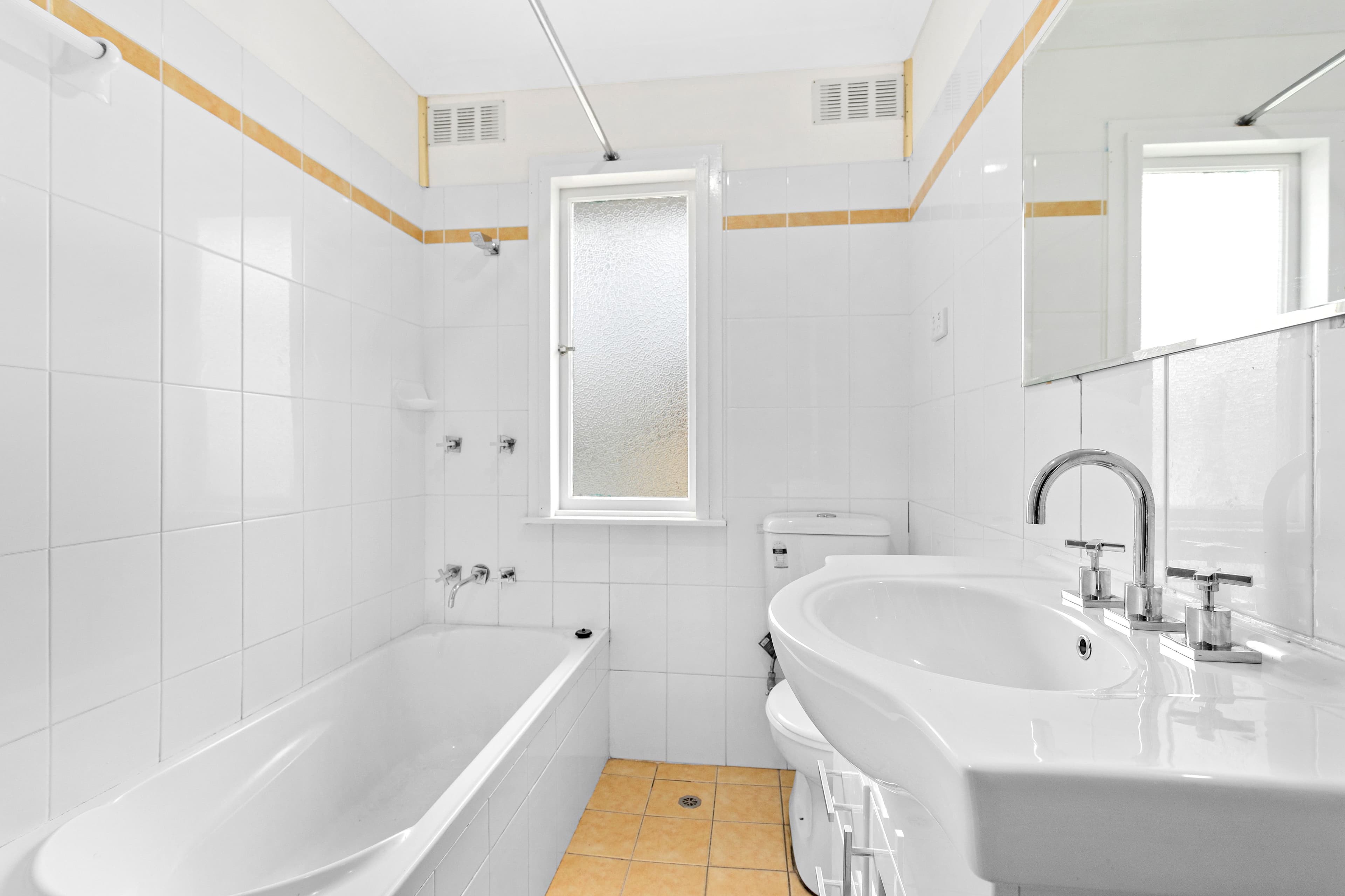 15 Morgan Avenue, Mount Warrigal NSW 2528, Mount Warrigal - Thumbnail 4