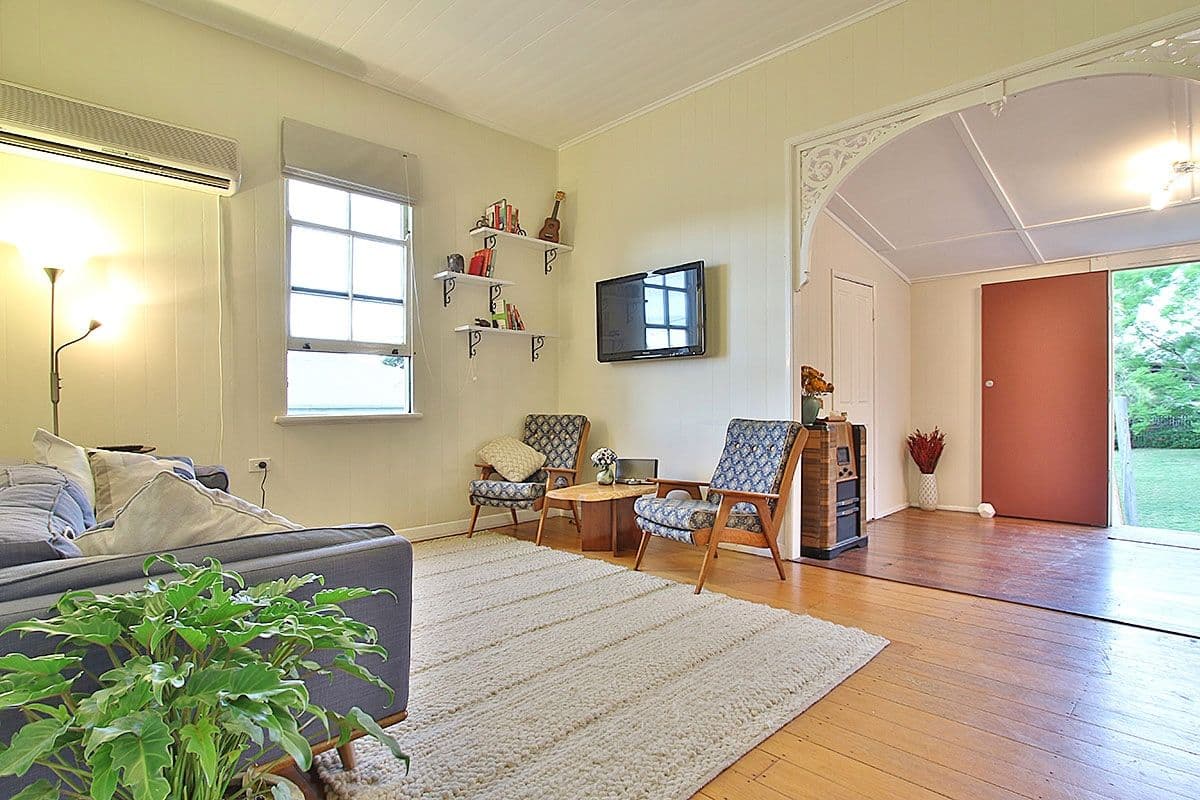 113 Woodend Road, Woodend QLD 4305, Woodend - Thumbnail 3