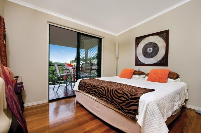 64 Hoffschildt Drive, CURRUMBIN WATERS QLD 4223, Currumbin Waters - Thumbnail 3