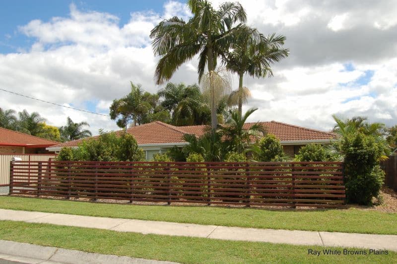 100 Flinders Crescent, BORONIA HEIGHTS QLD 4124, Boronia Heights - Image 1