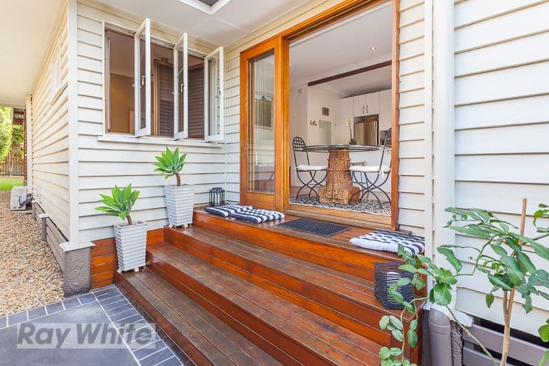125 McIlwraith Avenue, NORMAN PARK QLD 4170, Norman Park - Thumbnail 4