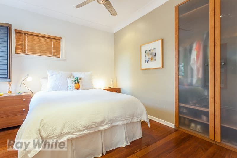 125 McIlwraith Avenue, NORMAN PARK QLD 4170, Norman Park - Thumbnail 6