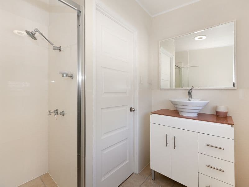 363 Verney Road East, GRACEVILLE QLD 4075, Graceville - Thumbnail 4
