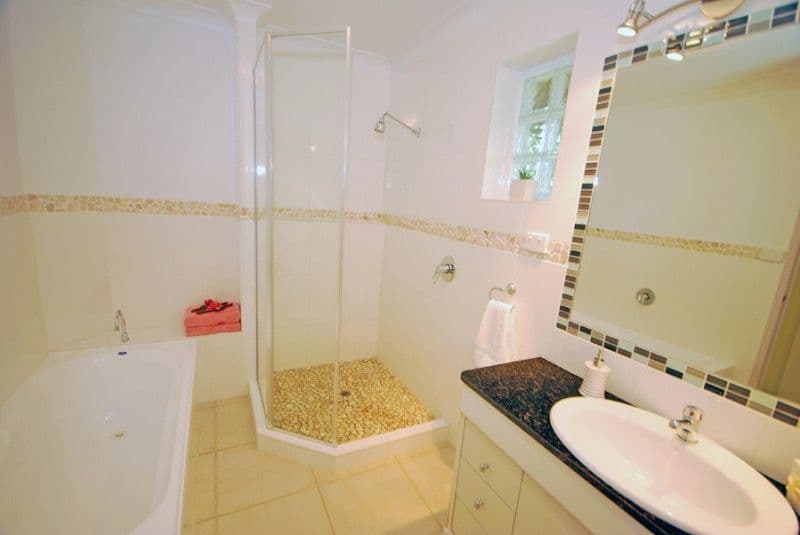 21 Olympia Avenue, YEPPOON QLD 4703, Yeppoon - Thumbnail 4