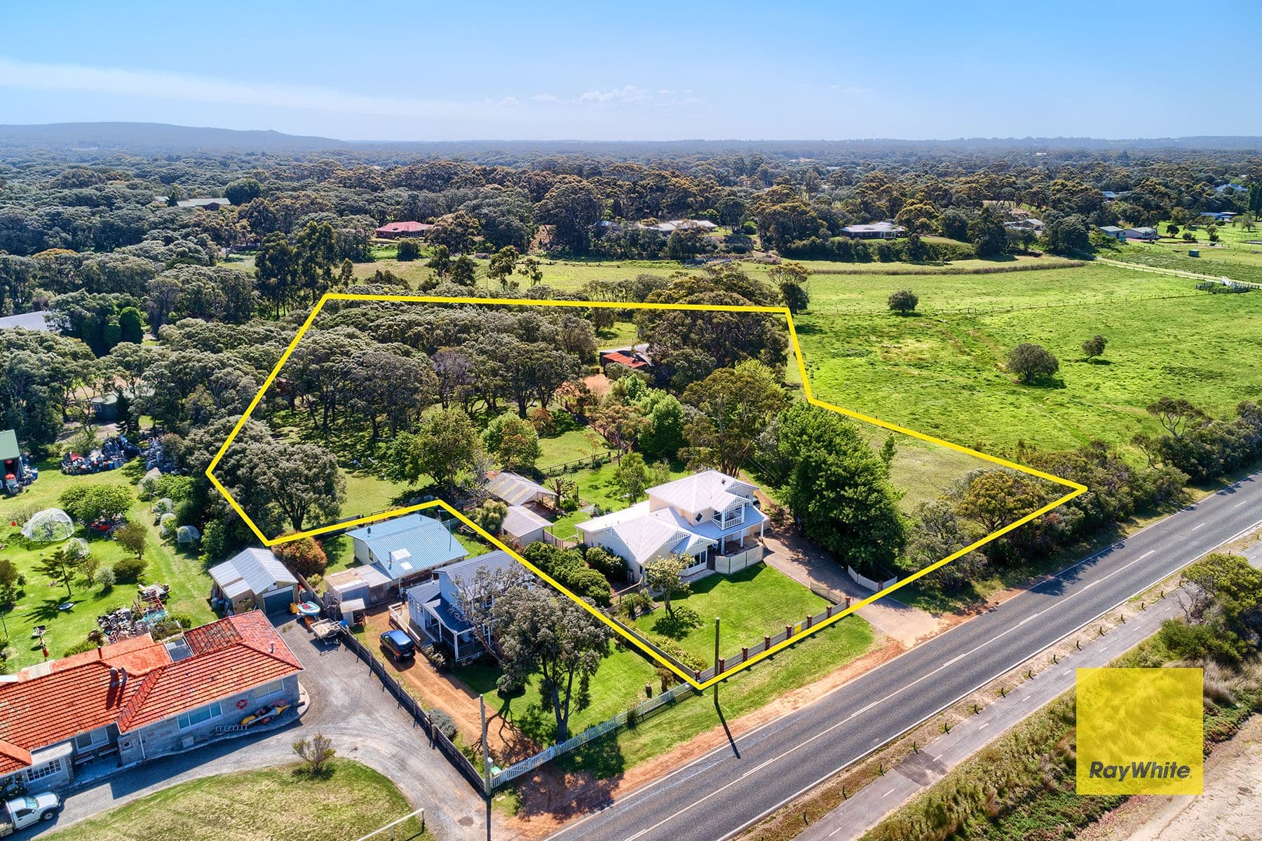 308 Frenchman Bay Road, Robinson WA 6330, Robinson - Thumbnail 2