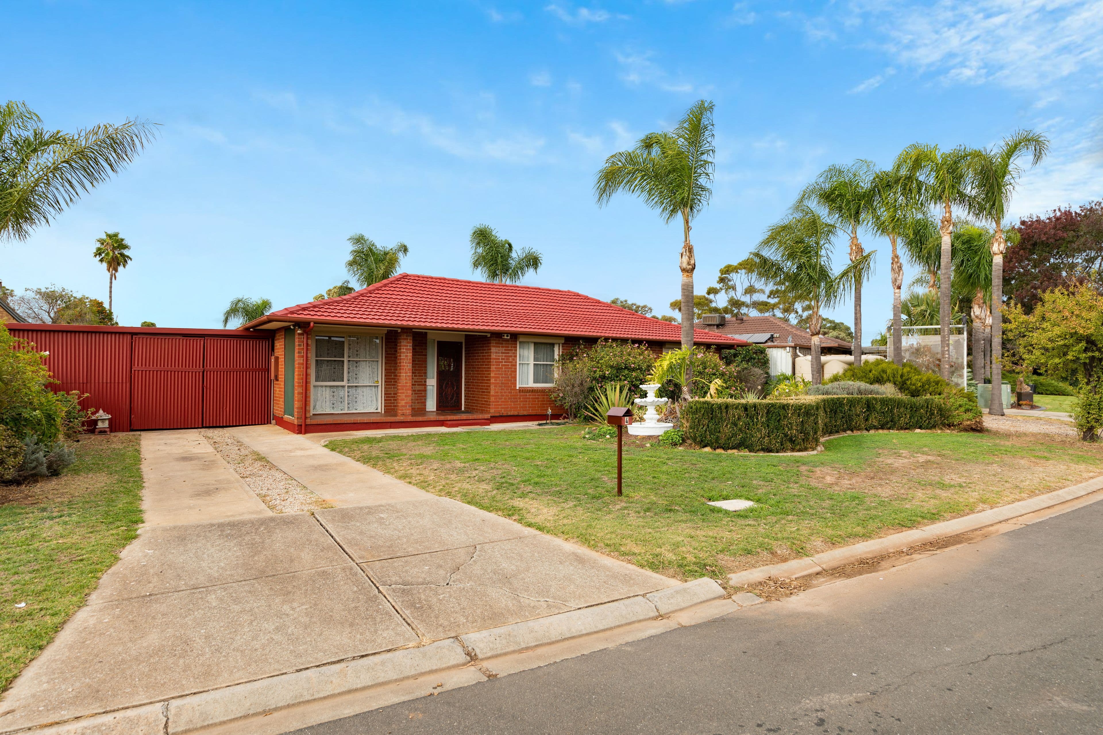 4 Lysle Court, Smithfield SA 5114, Smithfield - Image 1