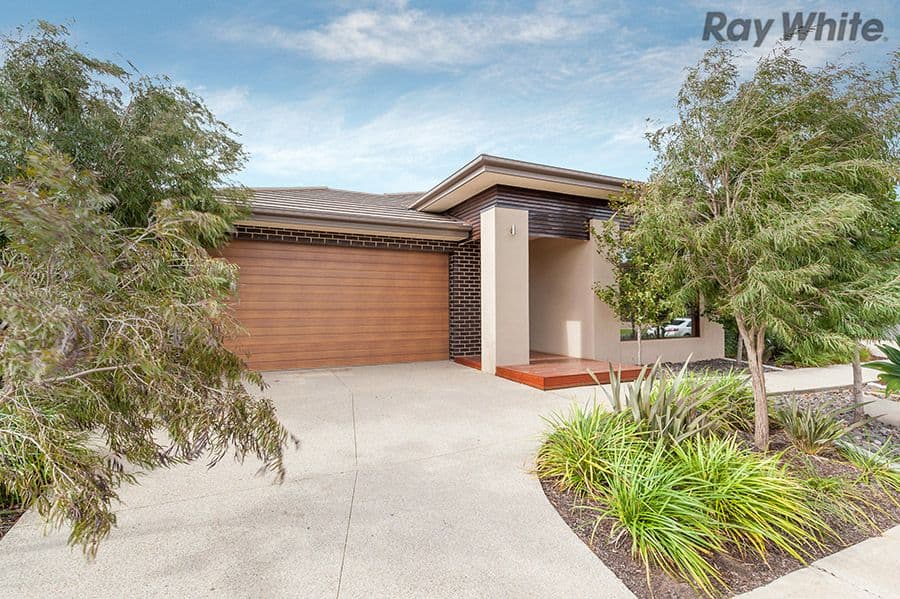 15 Rowling Street, Plumpton VIC 3335, Plumpton - Image 1