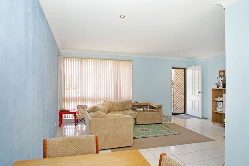 3 Neville Close, BATEAU BAY NSW 2261, Bateau Bay - Thumbnail 2