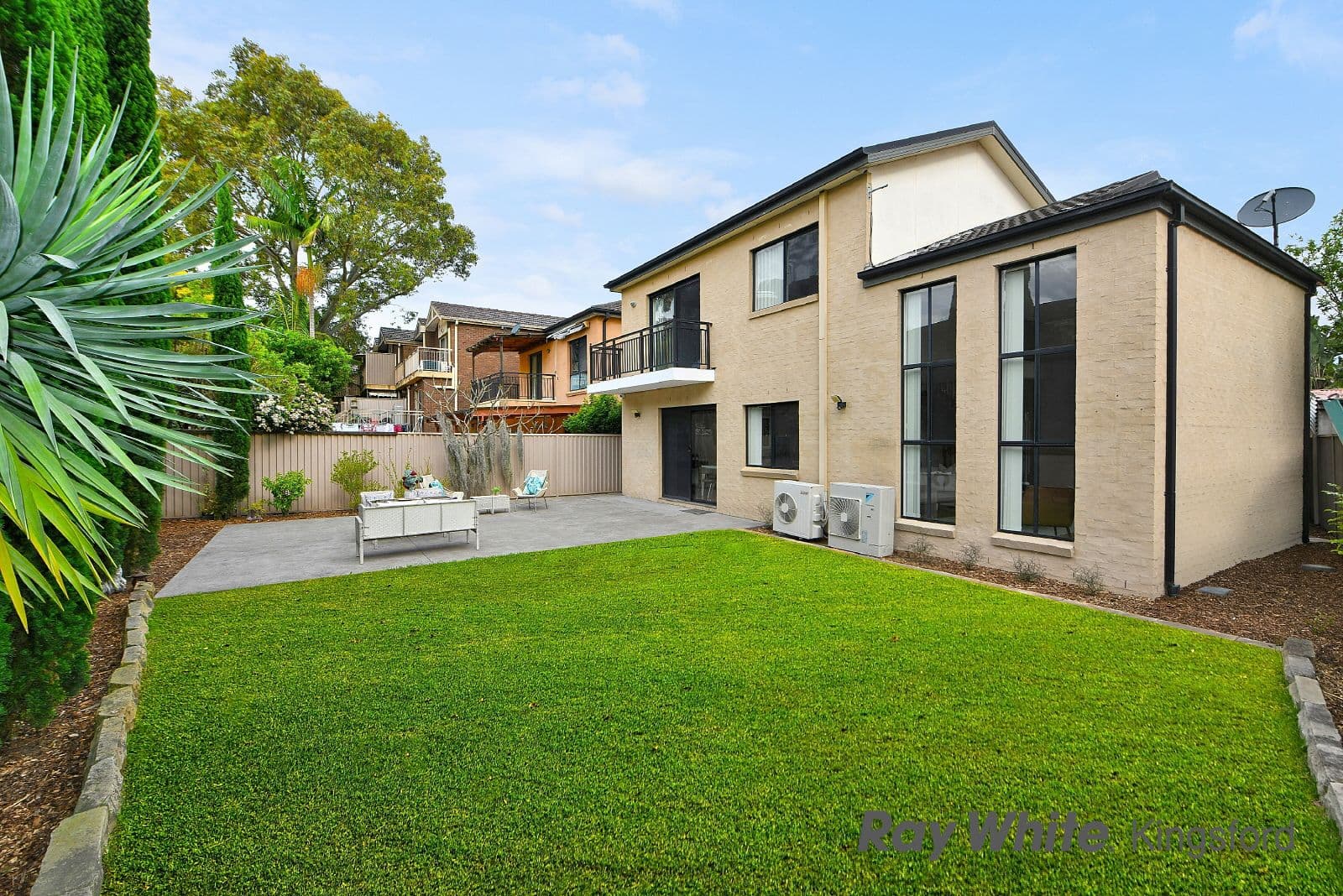 Residence 2/70B Miles Street, Mascot NSW 2020, Mascot - Thumbnail 2