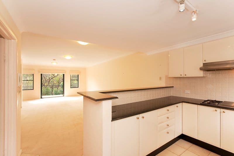 7 Walkers Drive, LANE COVE NSW 2066, Lane Cove North - Thumbnail 2