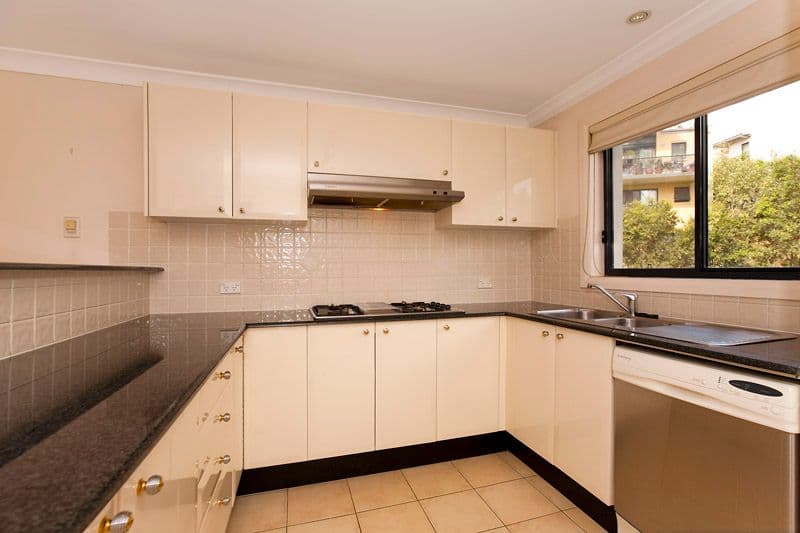 7 Walkers Drive, LANE COVE NSW 2066, Lane Cove North - Thumbnail 4