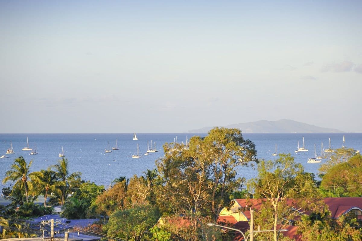 8 Balaka Street, Cannonvale QLD 4802, Cannonvale - Thumbnail 2