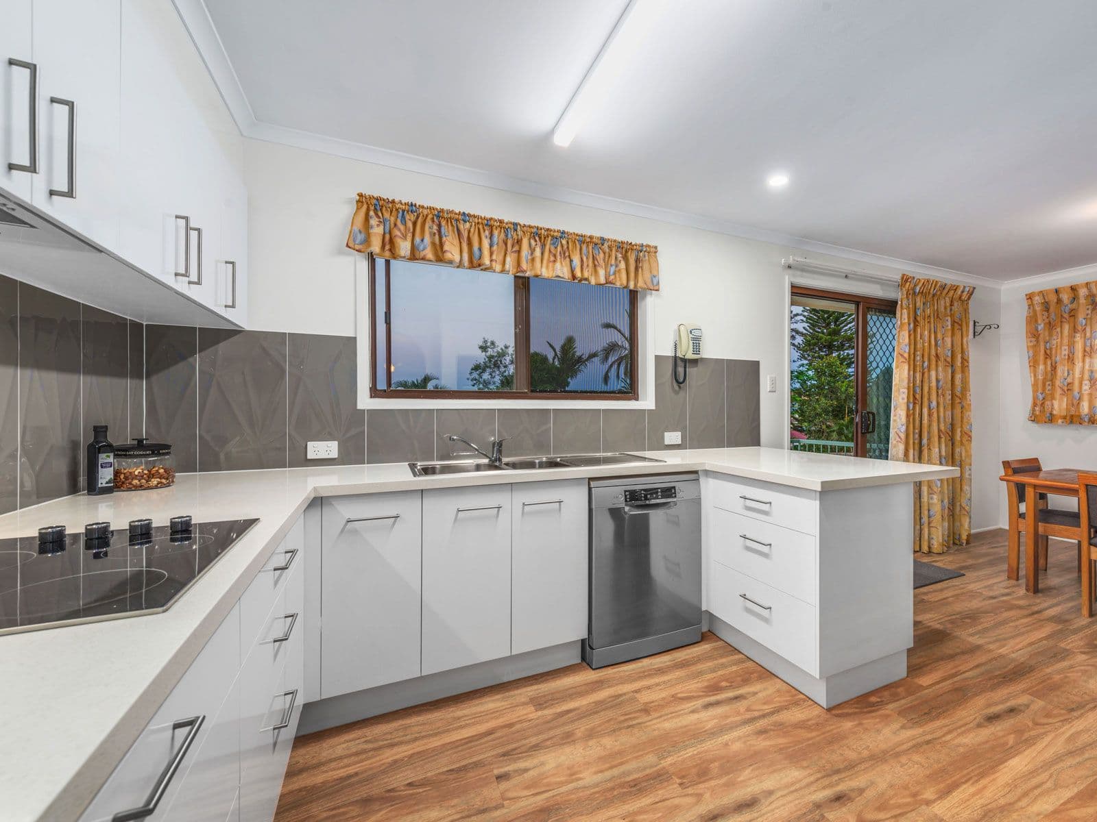 35 Malbon Street, Eight Mile Plains QLD 4113, Eight Mile Plains - Thumbnail 5