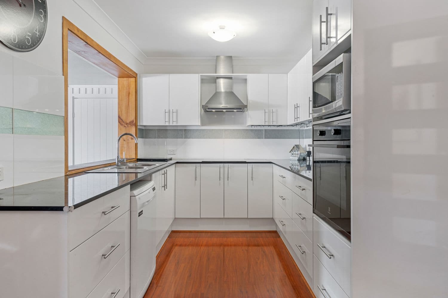 227 Cresthaven Avenue, Bateau Bay NSW 2261, Bateau Bay - Thumbnail 6