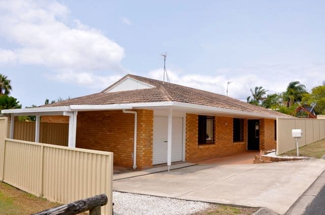 32 Meadow Brook Crescent, MERRIMAC QLD 4226, Merrimac - Image 1