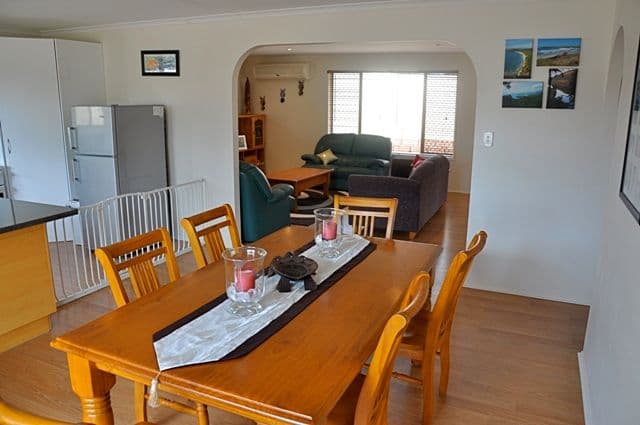 32 Meadow Brook Crescent, MERRIMAC QLD 4226, Merrimac - Thumbnail 4