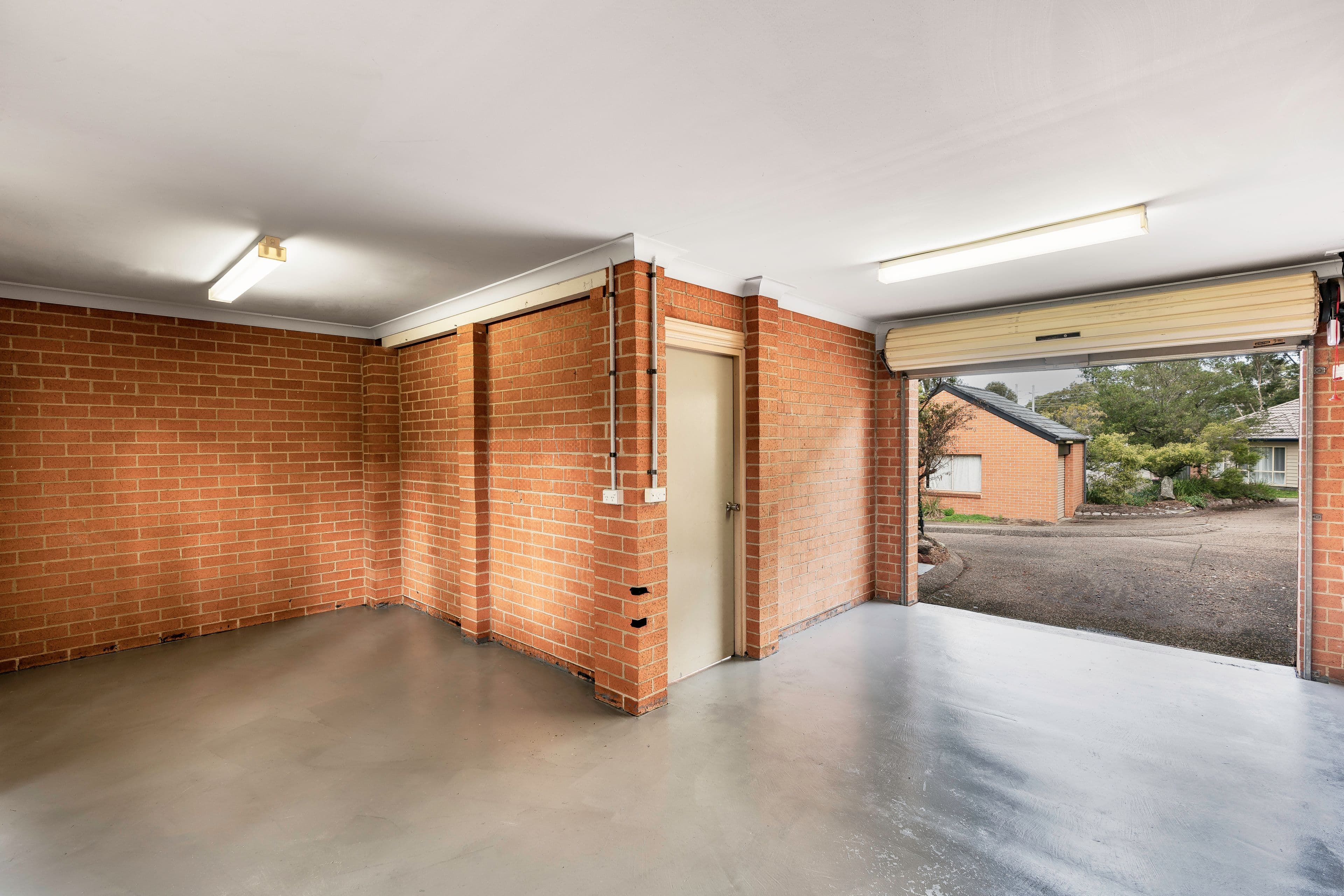 33 Lynburn Avenue, Bomaderry NSW 2541, Bomaderry - Thumbnail 2