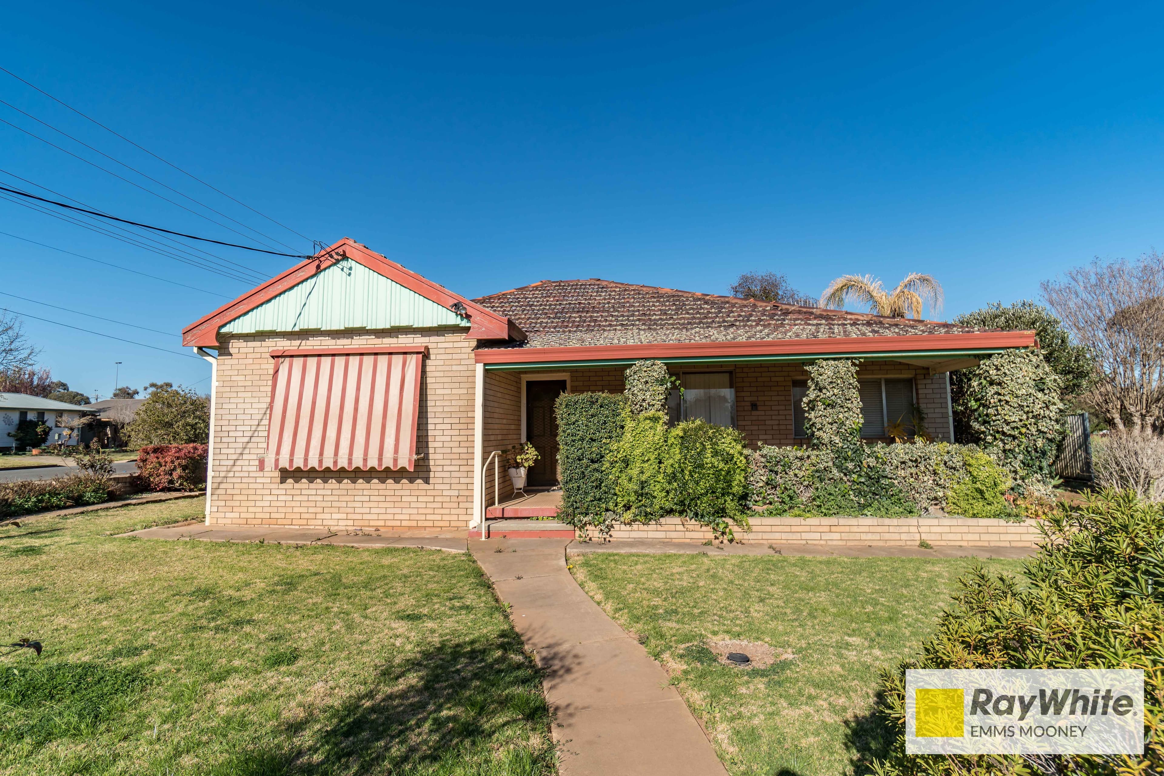 64 Waddell Street, Canowindra - Image 1