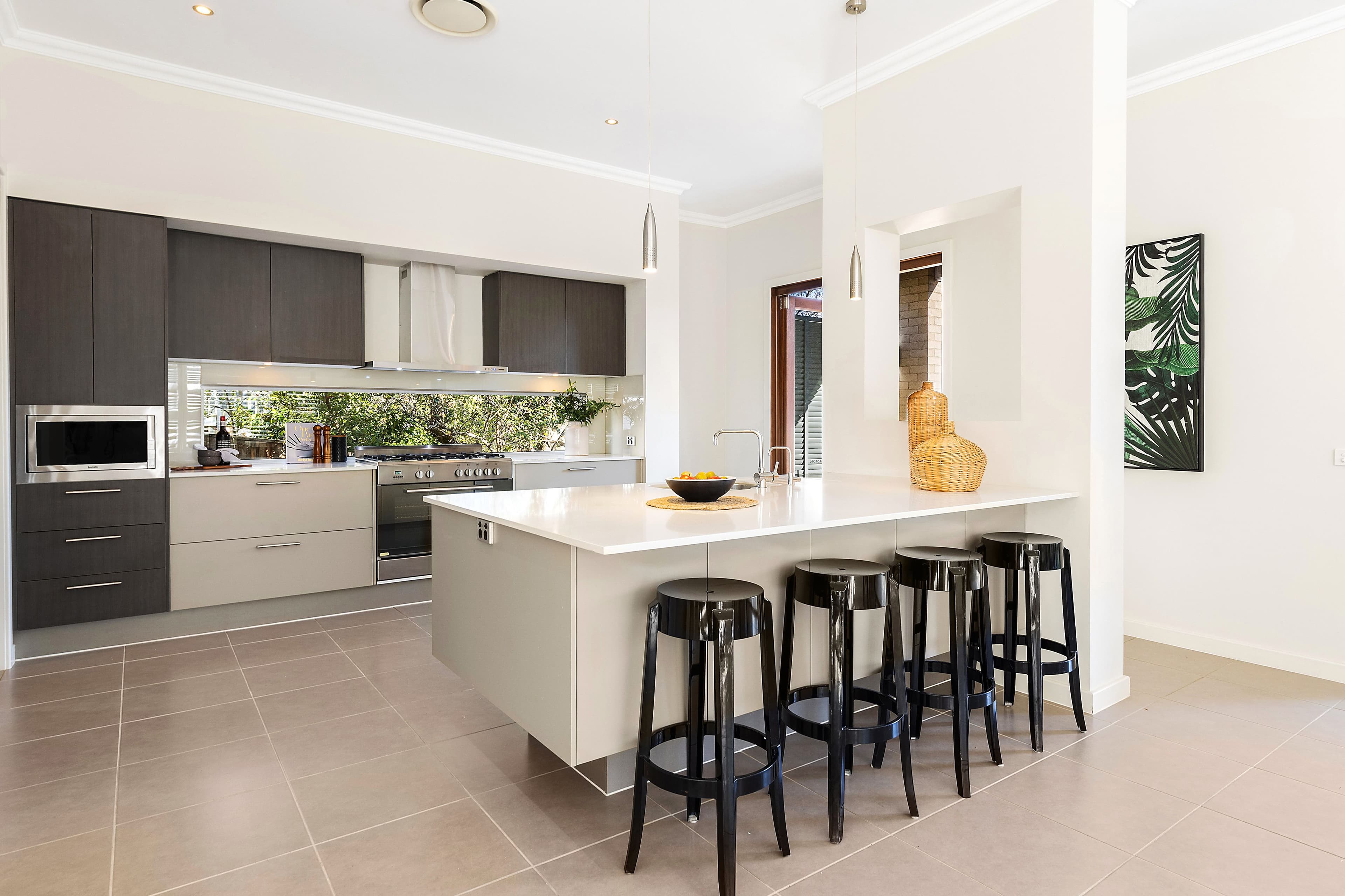 11 Canoon Road, Turramurra NSW 2074, South Turramurra - Thumbnail 2