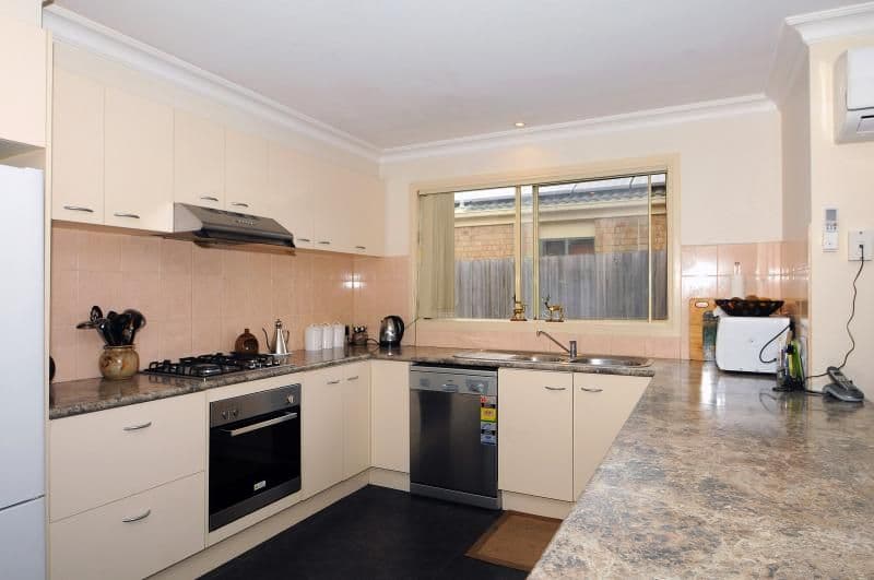 9 Edinburgh Drive, SKYE VIC 3977, Skye - Thumbnail 3