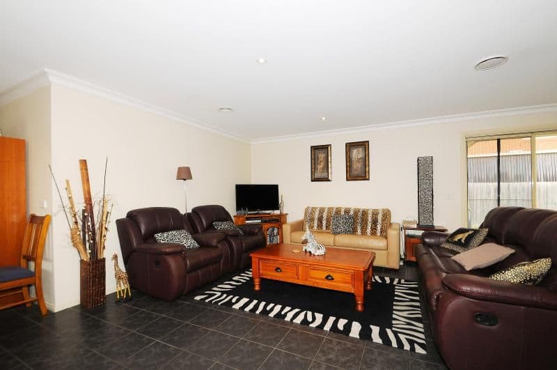 9 Edinburgh Drive, SKYE VIC 3977, Skye - Thumbnail 4