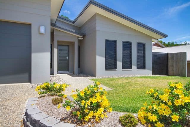 107 Fitzmaurice Drive, BENTLEY PARK QLD 4869, Bentley Park - Thumbnail 2