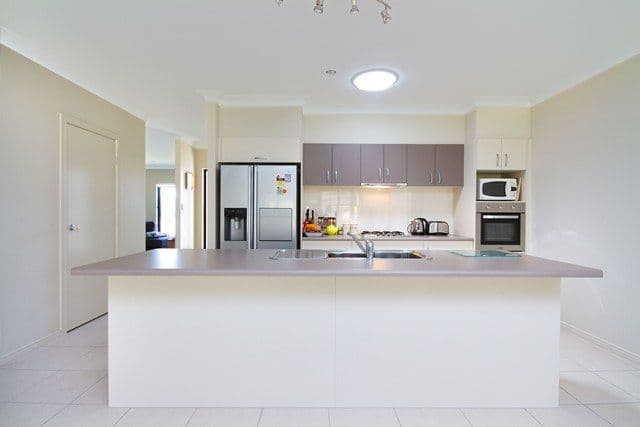 107 Fitzmaurice Drive, BENTLEY PARK QLD 4869, Bentley Park - Thumbnail 4