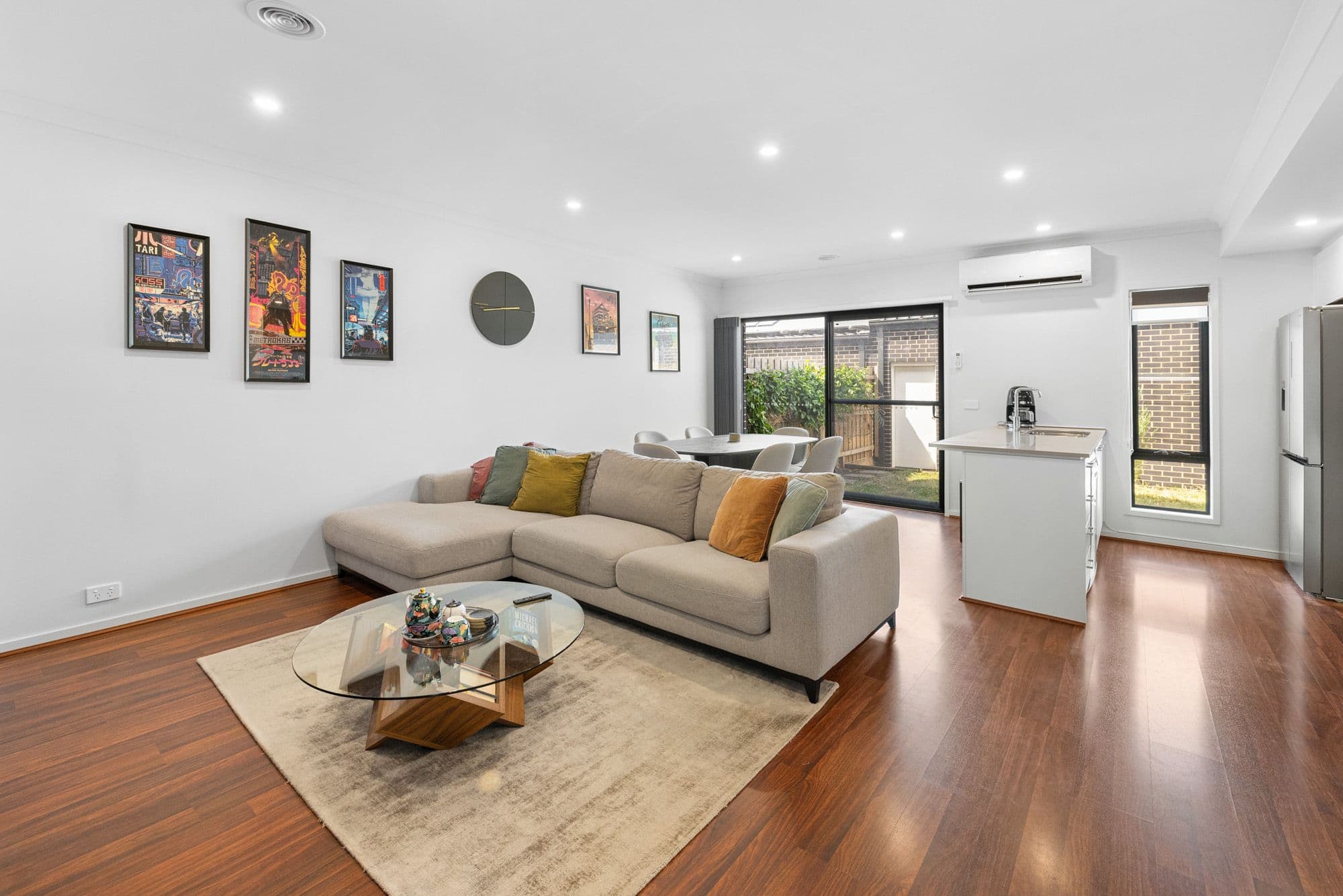 10 Palmerston Walk, Werribee VIC 3030, Werribee - Thumbnail 4