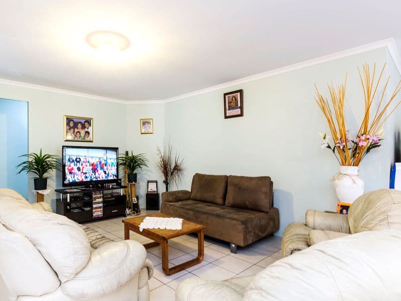 17 Sutherland Crescent, GOODNA QLD 4300, Goodna - Thumbnail 6