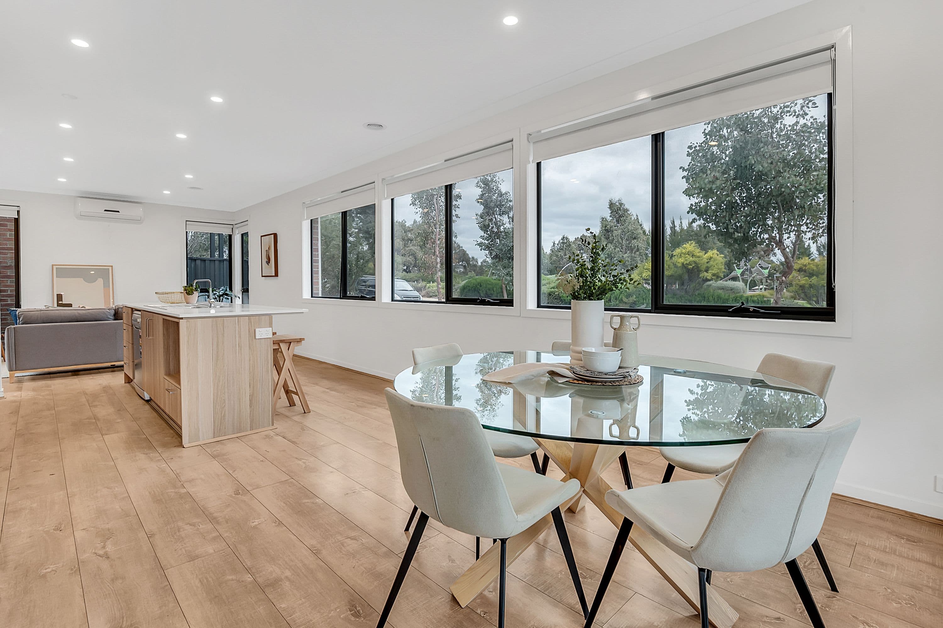 24 Ardour Grove, Craigieburn VIC 3064, Craigieburn - Thumbnail 3