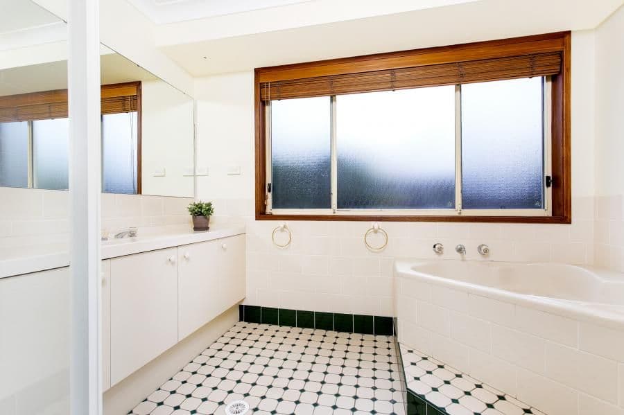16 Roslyn Place, Cherrybrook NSW 2126, Cherrybrook - Thumbnail 8