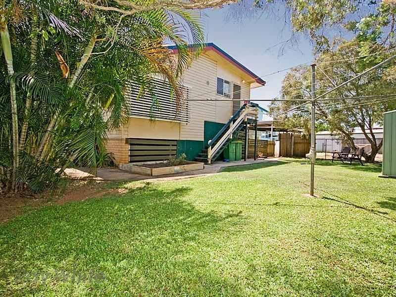7 Garnet Avenue, Kallangur QLD 4503, Kallangur - Image 1
