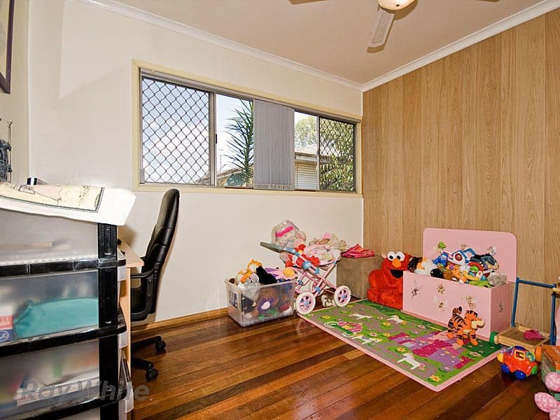 7 Garnet Avenue, Kallangur QLD 4503, Kallangur - Thumbnail 8