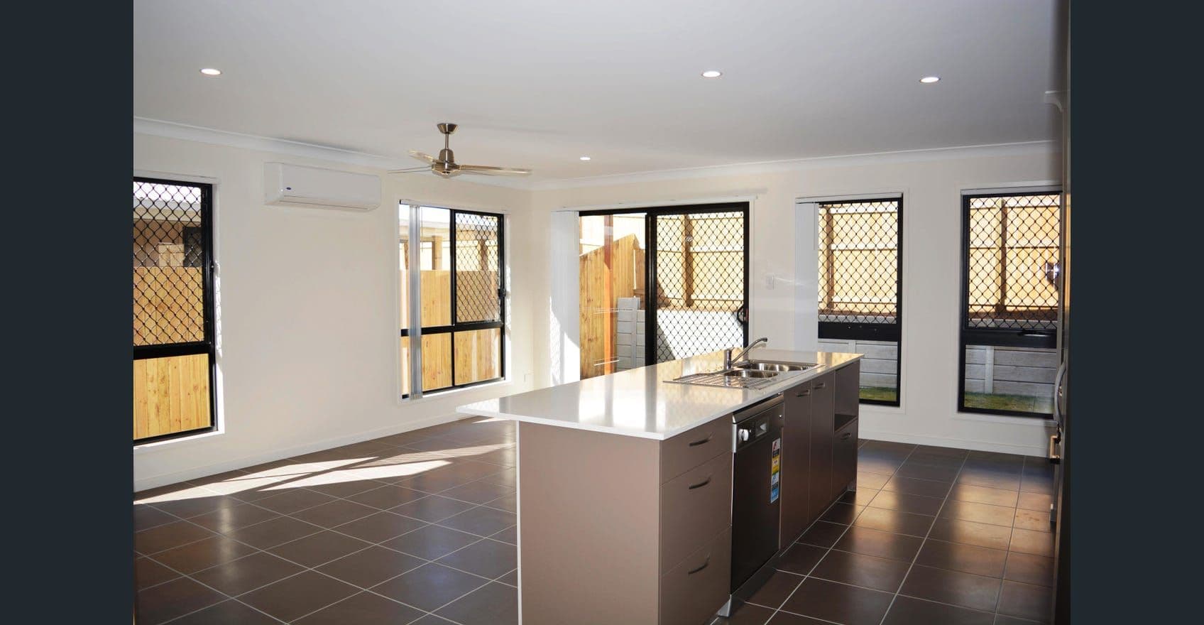 14 Brett Street, Pimpama QLD 4209, Pimpama - Thumbnail 3