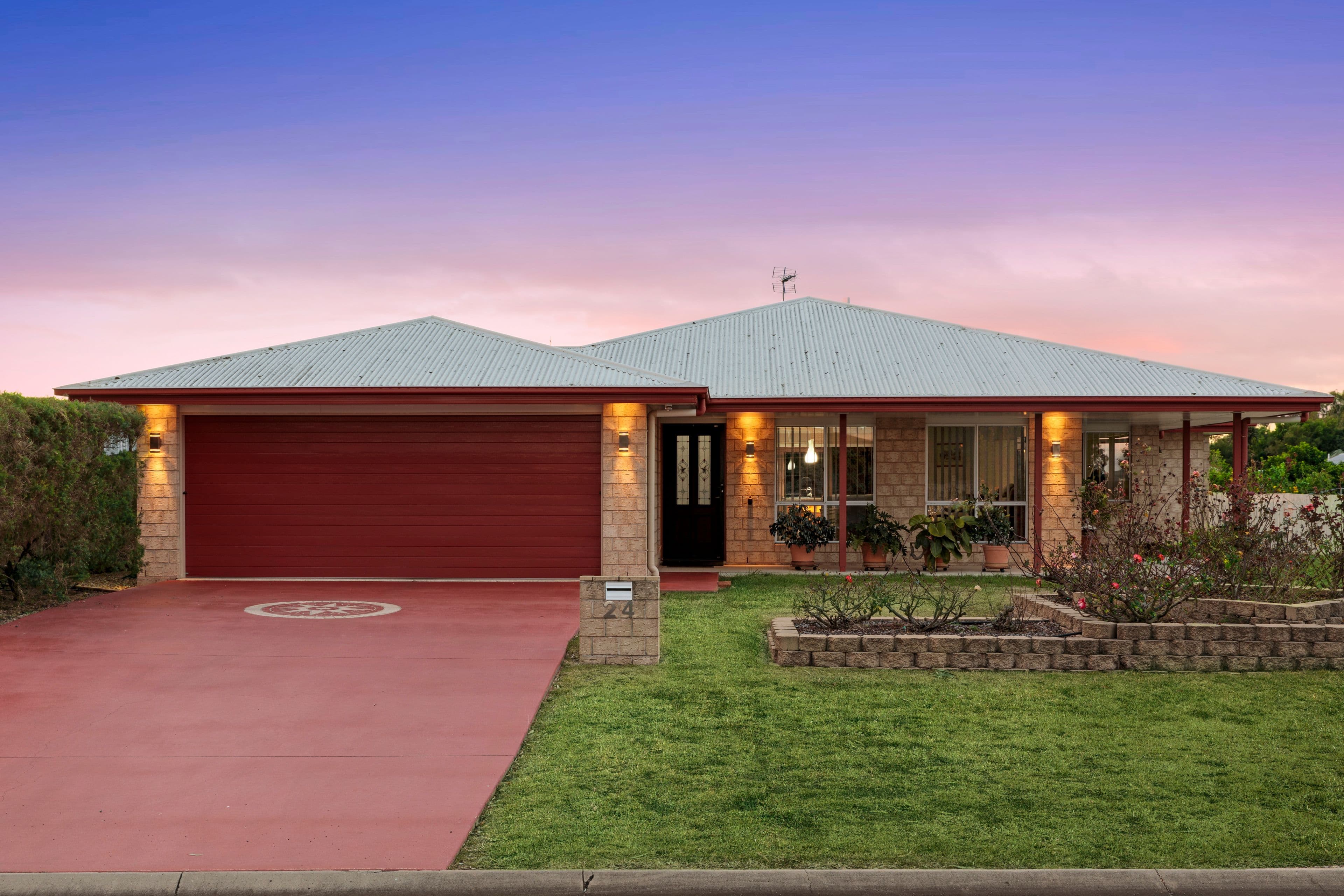 24 Fairway Drive, Pittsworth QLD 4356, Pittsworth - Image 1