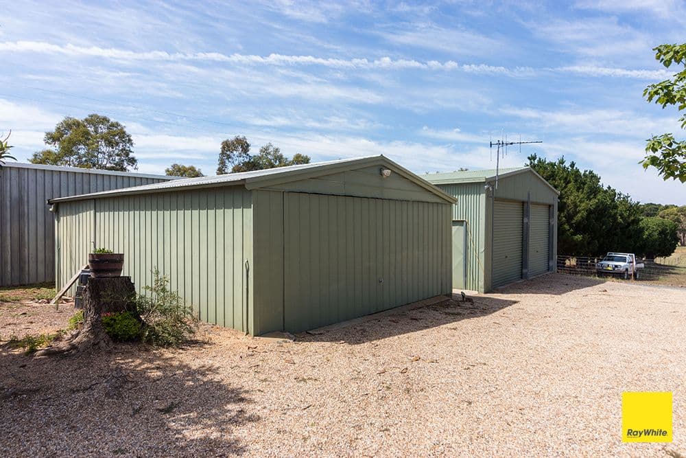 1136 Bungendore Road, Bywong - Thumbnail 5