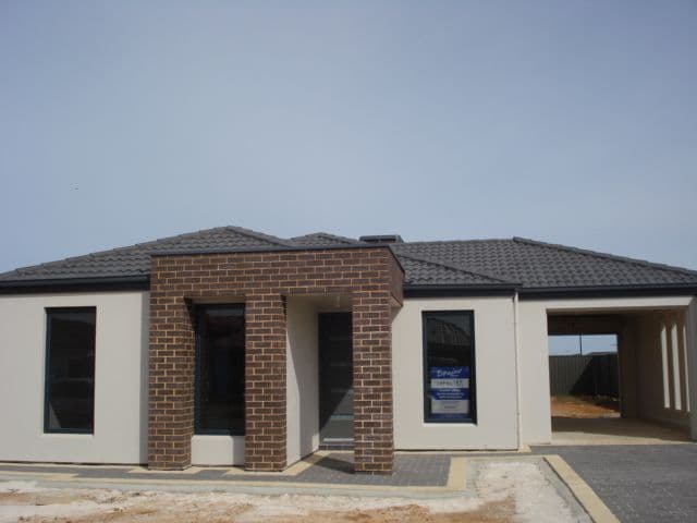 23  Oakwood Circuit, MUNNO PARA WEST SA 5115, Munno Para West - Image 1