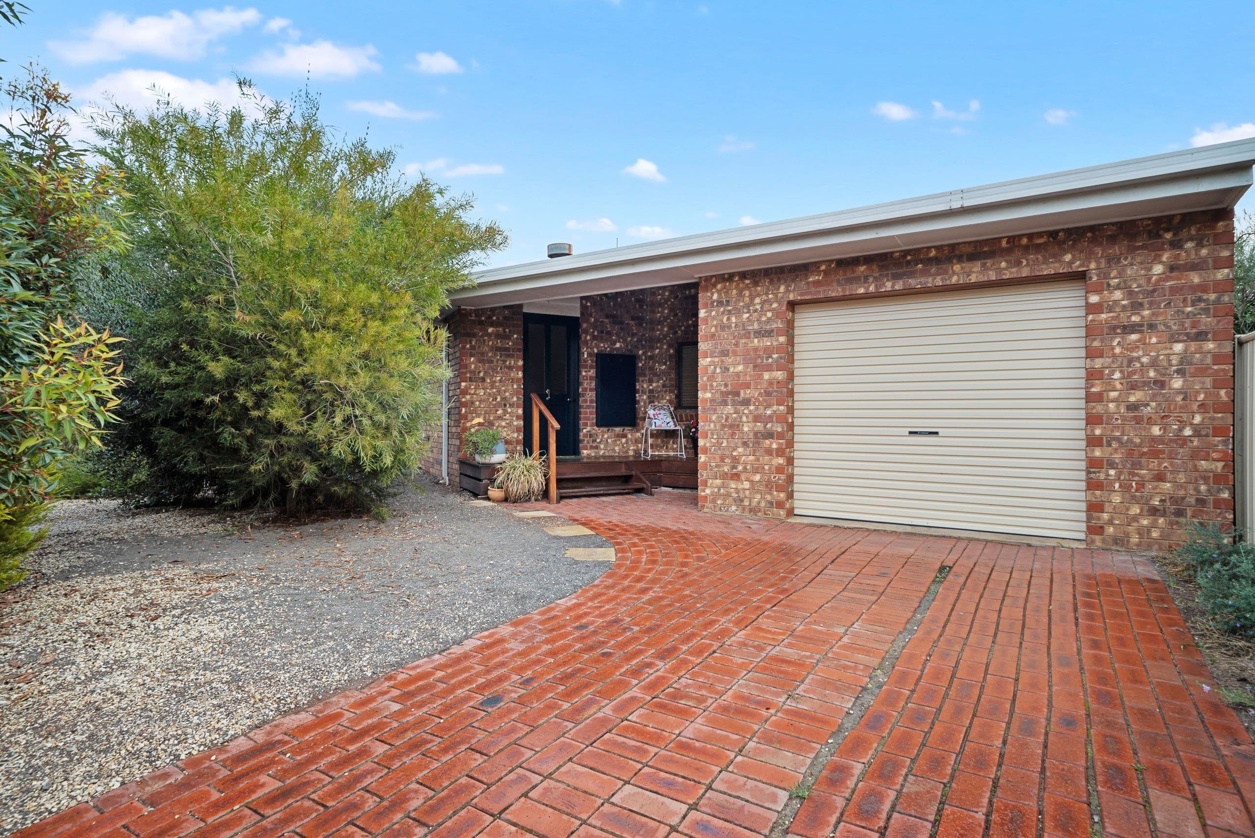 4 Victoria Street, Benalla VIC 3672, Benalla - Image 1