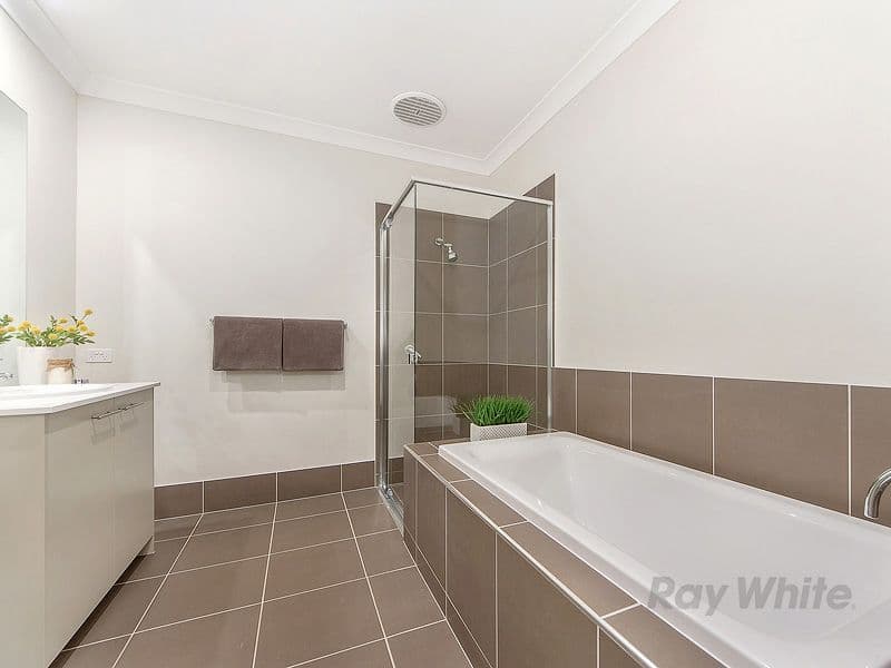 8 Sherlock Street, Ormeau Hills QLD 4208, Ormeau - Thumbnail 8