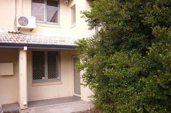 30 Scanlon Way, LOCKRIDGE WA 6054, Lockridge - Thumbnail 2