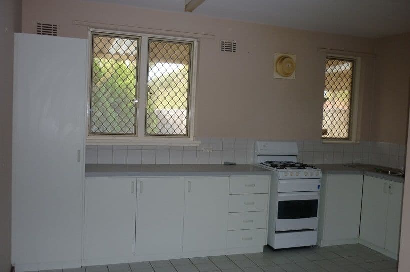 30 Scanlon Way, LOCKRIDGE WA 6054, Lockridge - Thumbnail 8