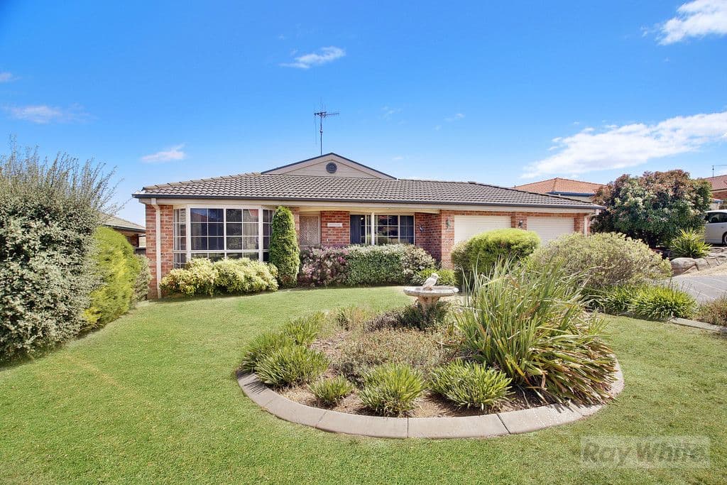 6 Joanna Place, Goulburn - Image 1